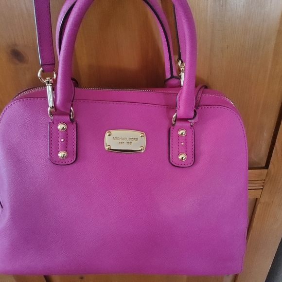 Michael Kors Large Saffiano Satchel Color Fuschia Beyond EUC - Picture 16 of 16